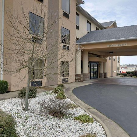 Quality Inn & Suites Malvern Exteriör bild