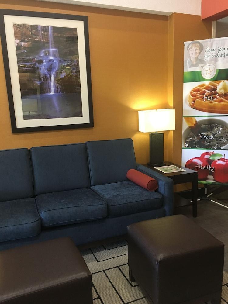 Quality Inn & Suites Malvern Exteriör bild