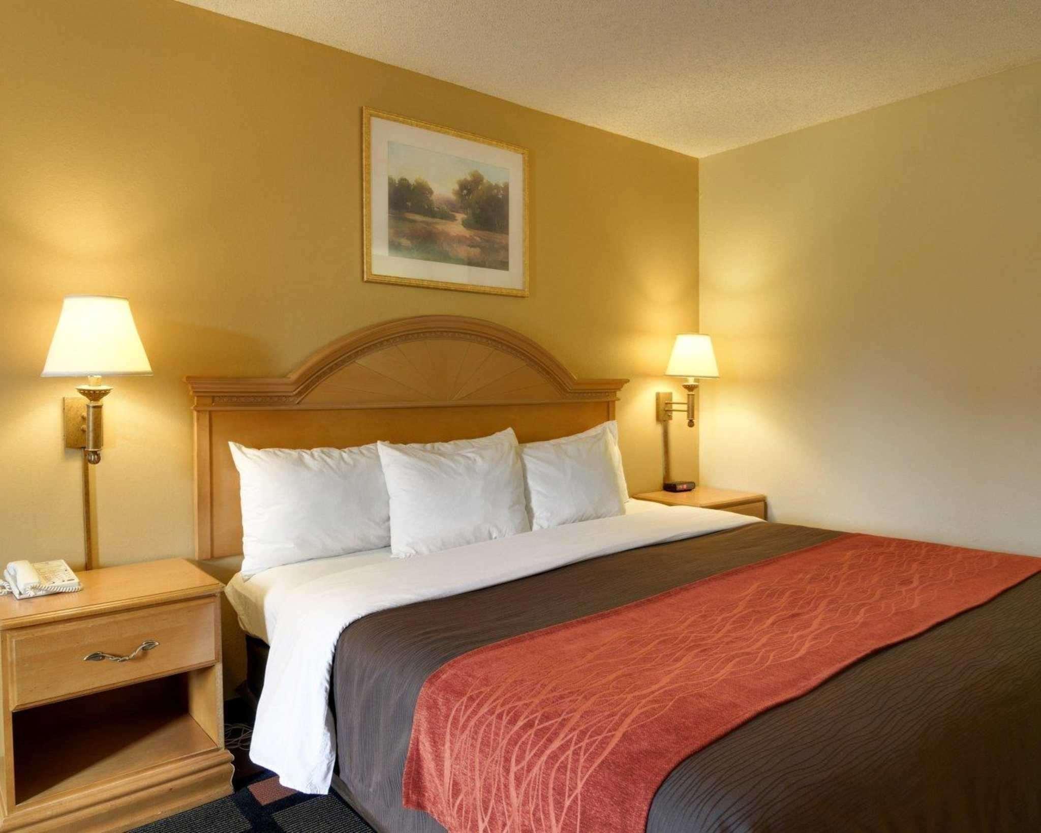 Quality Inn & Suites Malvern Exteriör bild