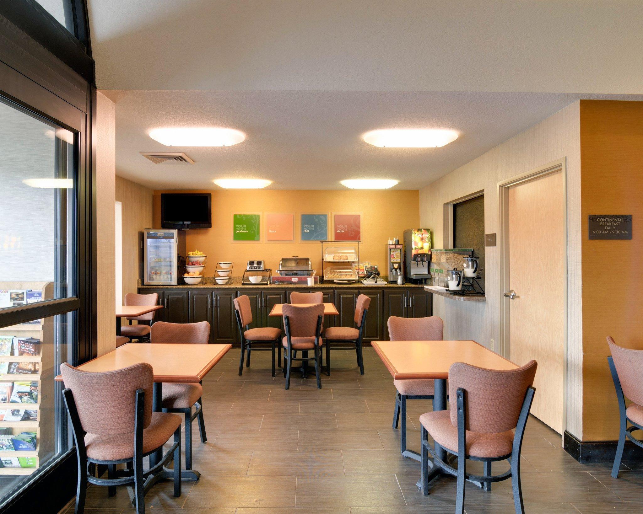 Quality Inn & Suites Malvern Exteriör bild